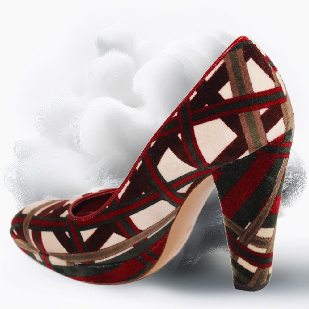 Gucci Velvet Geometric Cream Maroon Green Signed Platform Pumps, Size 6 - Picture 4 of 14